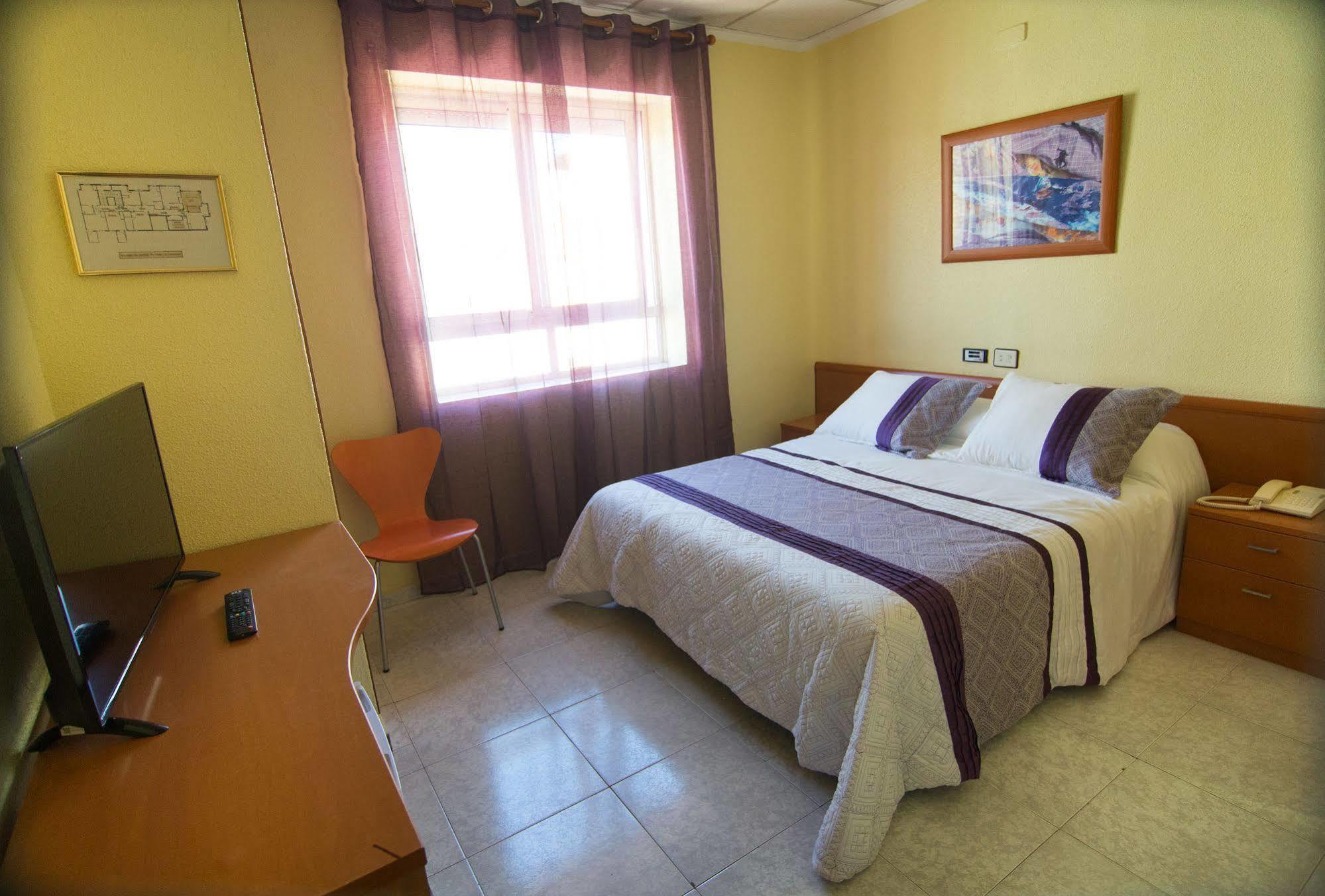 Hotel Madrid Santiago De La Ribera